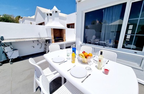 Playa Honda Apartment | Luxury Coral Beach first line of the sea