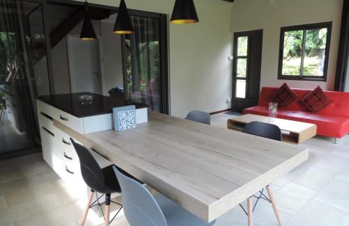 Pamplemousses Apartment | Luxury Cosy Guesthouse