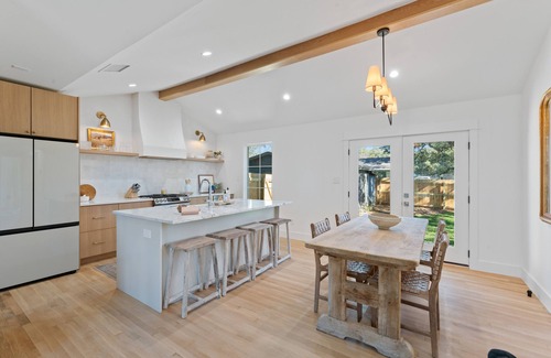 Boerne House | Luxury Cottage Home in downtown Boerne- New & 5 Star Reviews!