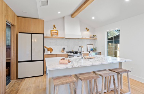 Boerne House | Luxury Cottage Home in downtown Boerne- New & 5 Star Reviews!