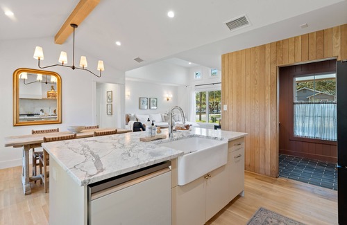 Boerne House | Luxury Cottage Home in downtown Boerne- New & 5 Star Reviews!