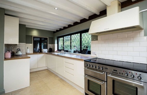Upper Dicker House | Luxury Country Estate Perfect for Large Groups