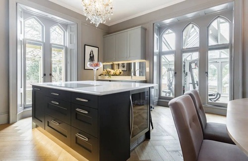 Fifield House | Luxury Country Estate with Concierge and Staff. Close to London, Windsor, Ascot
