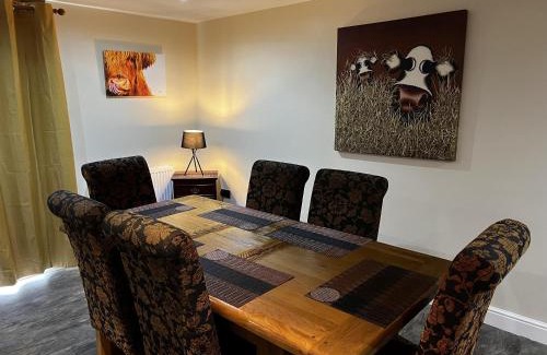 Leyland House | Luxury Country Lodge in Bretherton - Sleeps 4
