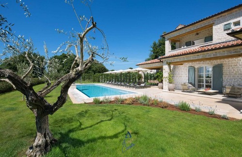 Korenici Villa | Luxury country villa for 10 with pool, organic garden and playgrounds