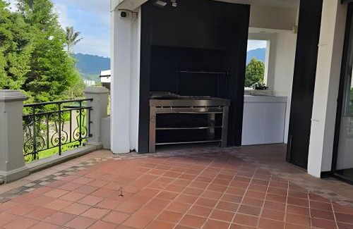 Manizales Apartment | Luxury Countryside House with Central Location