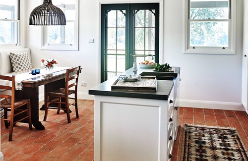 Gleniffer Cottage | luxury couples retreat
