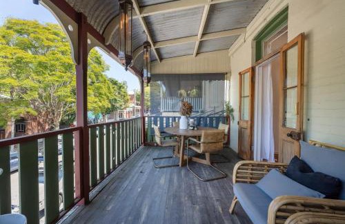 Bangalow Apartment | Luxury Couples Stay Bangalow l Nova Escapes