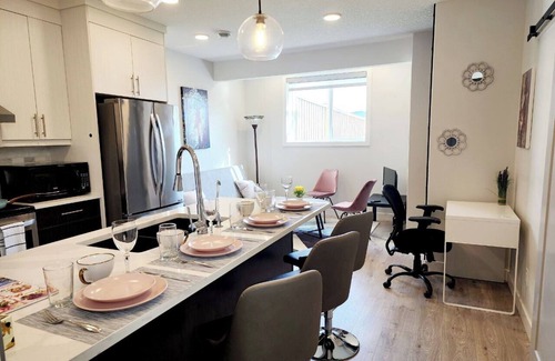Leduc Apartment | Luxury Cozy Basement Suite separate entrance and heater. WiFi. Netflix.