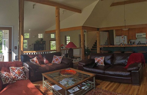Boulder Cabin | Luxury Creekside Craftsman Home - Alpine Splendor 6 Mins to Pearl, The Hill & CU