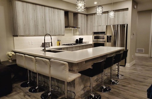 Bracebridge House | Luxury Custom Built Townhome Muskoka