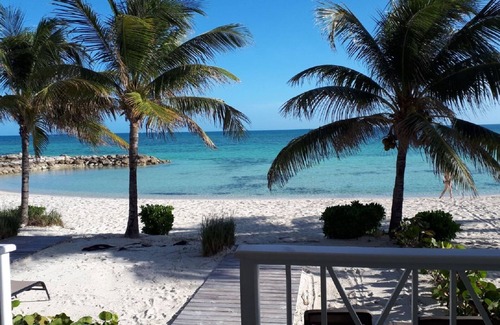 Nassau House | LUXURY DESIGN COZY BEACH HOUSE FULLY RENOVATED 5 Stars L