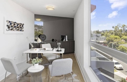 Tri-West House | Luxury Design Penthouse Loft at Melrose Place