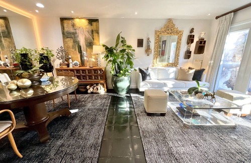 Terrell Hills House | Luxury Designer Townhome