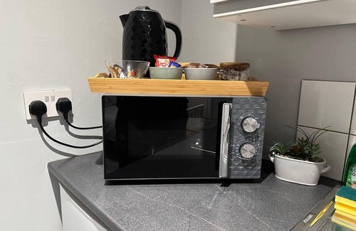 Luton Apartment | Luxury Detached Studio Apartment in Luton