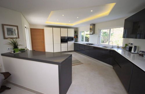 Vale do Lobo Villa | Luxury Detached Villa with Sea, Golf & Mountain Views. Private Pool & Garden