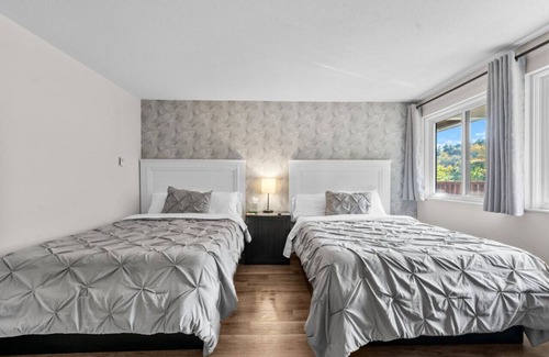 Marshfield Hotel | Luxury Double Bed - Near Beaches, Modern Updates