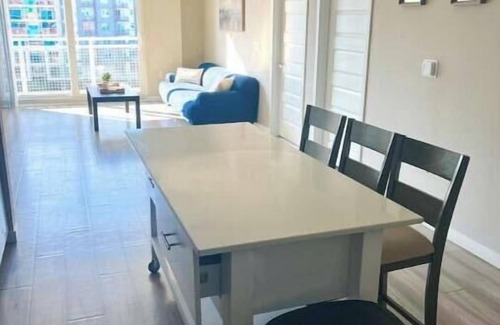 Callahan Apartment | Luxury Downtown Apt near Universal Kia Center