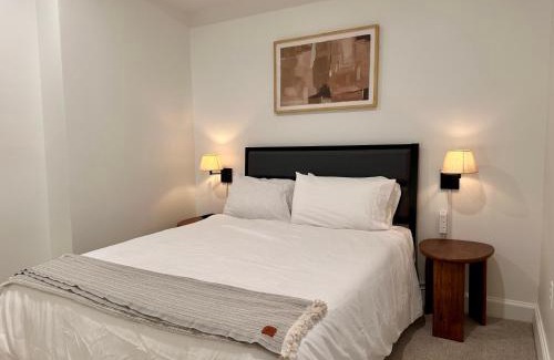 East Town Apartment | Luxury Downtown Apt with Parking, Gym, and Indoor Pool