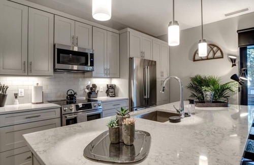East End - Valley Street Condo | Luxury Downtown Condo City Center