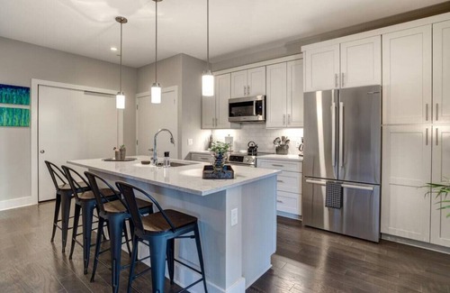 East End - Valley Street Condo | Luxury Downtown Condo City Center