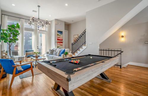 South Central Houston House | Luxury Downtown Getaway with Breathtaking Views