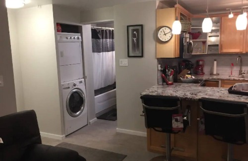 Whittier Condo | LUXURY Downtown PEARL St. Suite Retreat!