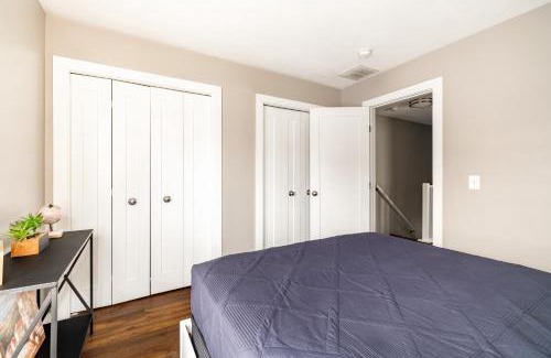 Downtown Cleveland Villa | Luxury Downtown Townhome Private Garage Unit 9