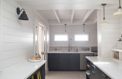 Dunmore Town House | Luxury Dunmore Town Home w/Heated Pool