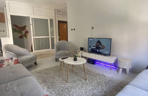 Altnkum Mahallesi House | Luxury Duplex Apartment 200 Meters to the Sea