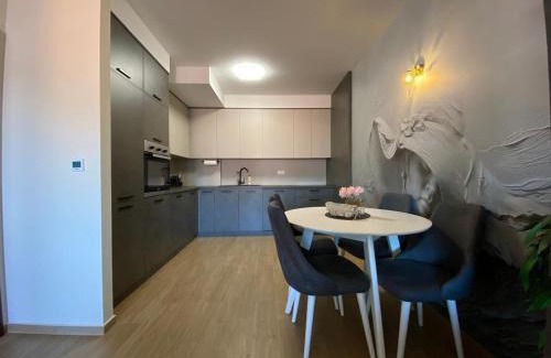Rafajlovici Apartment | Luxury duplex in front of the sea