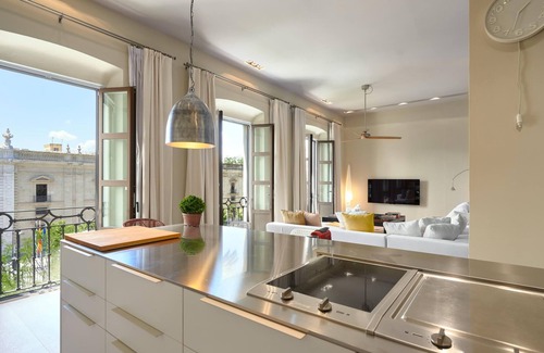 Santa Cruz Apartment | Luxury duplex with jacuzzi and private parking
