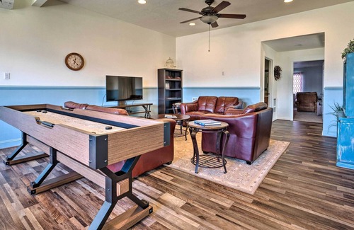 Monitor House | Luxury East Wenatchee House w/ Mtn. Views!