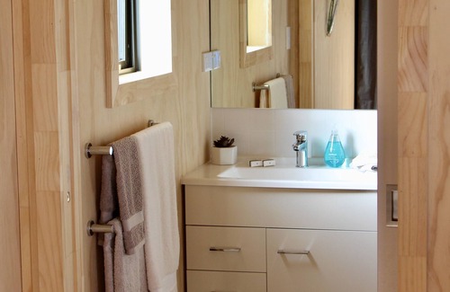 Clareville Cabin | Luxury Eco Container Cabin