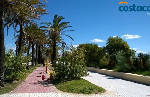 El Puerto de Santa Maria Villa | Luxury Family Villa at 50m from Natural Park with dunes & beach 300 m.