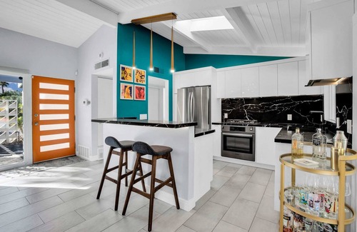 Sunmor House | Luxury Escapade w/Pool, Hot Tub & Mountain Views