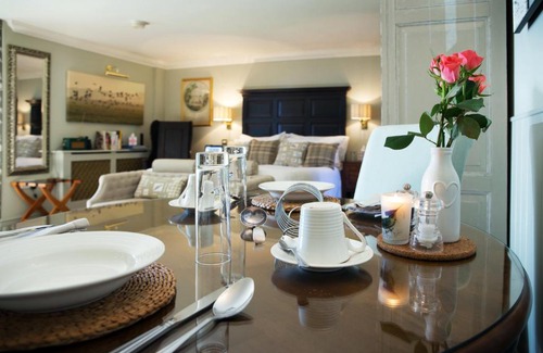 Ringstead Bed & Breakfast | Luxury Escape