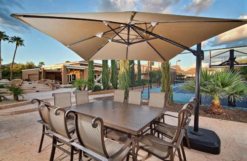 Paradise Heights Villa | Luxury Estate, Heated Pool, Pickleball Court, More