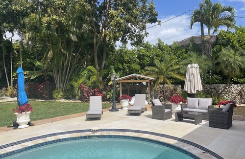 Palmetto Bay House | Luxury Estate In Historic Old Cutler Rd