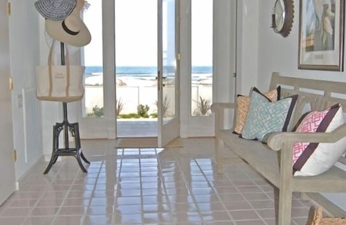Shell Island House | Luxury Estate on the Ocean -Casa Blanca with Oceanfront HEATED Pool