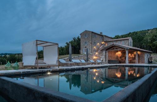 Motovun Villa | Luxury estate with 6 hectares land near hilltop town Motovun