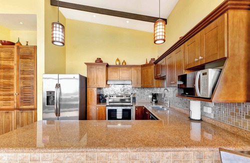 Panama Beach House | Luxury Exec. Villa - Gated, 2200sqft Beach-Front, Private pool, Driveway