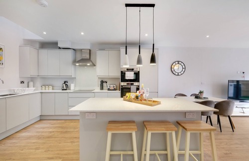 Purley House | Luxury Executive 5 Bedroom Home in Purley