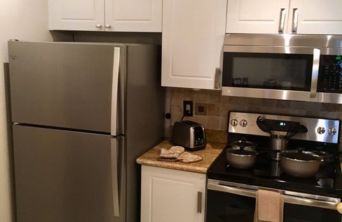 South Shore Harbour Condo | Luxury Executive Apartment Fully Furnished