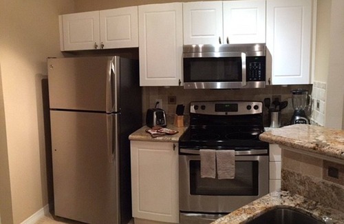 South Shore Harbour Condo | Luxury Executive Condo Exceptional Location !