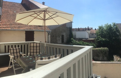 Lengfeld Apartment | Luxury family apartment in a city location and close to nature