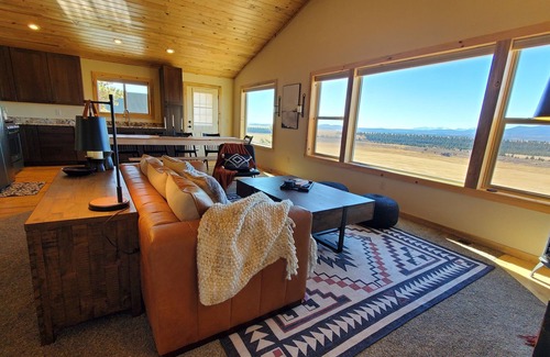 Fairplay House | *Luxury Family Cabin* with Stunning Views and Access to Everything Colorado!