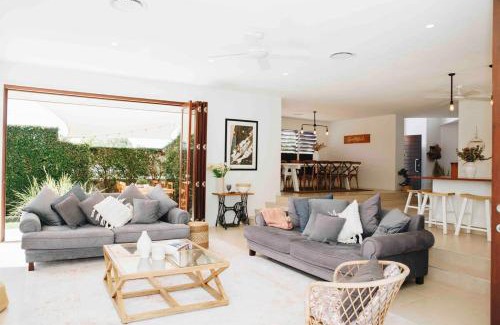 Moffat Beach House | Luxury family escape Steps to Moffat beach