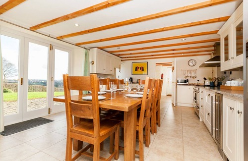Helford Passage House | Luxury Family Getaway With Breathtaking Views