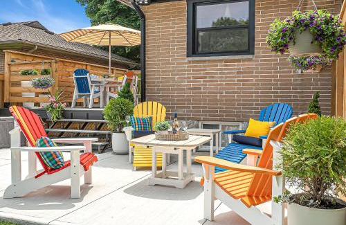 Burlington House | Luxury Family Home in Burlington